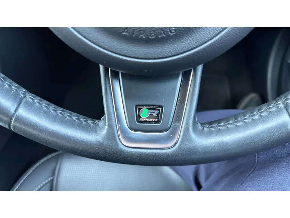 2019-jaguar-xe-20d-r-sport-180ps-auto-big-31