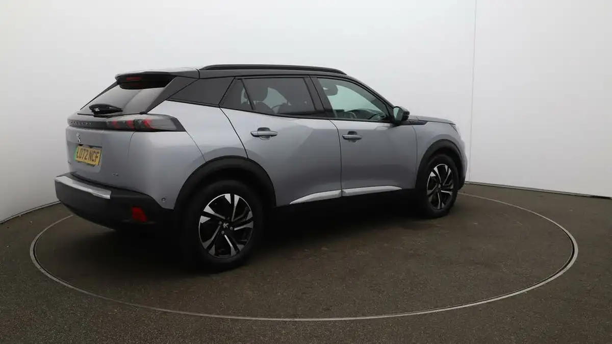 2023-peugeot-2008-suv-e-gt-136bhp-50kwh-station-wagon-big-46