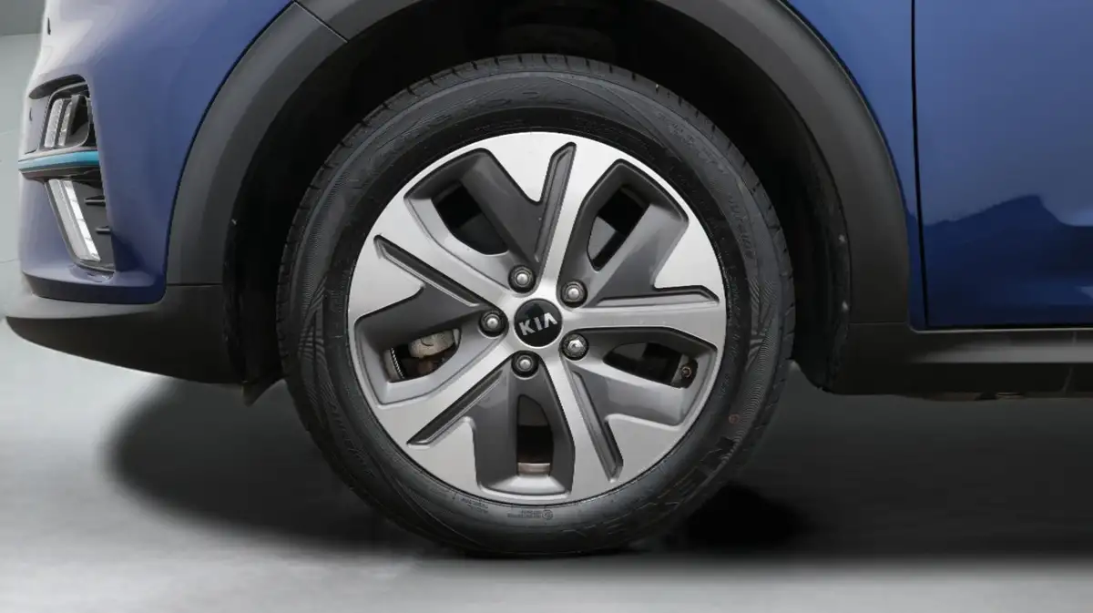 2021-kia-e-niro-ev-4-big-18