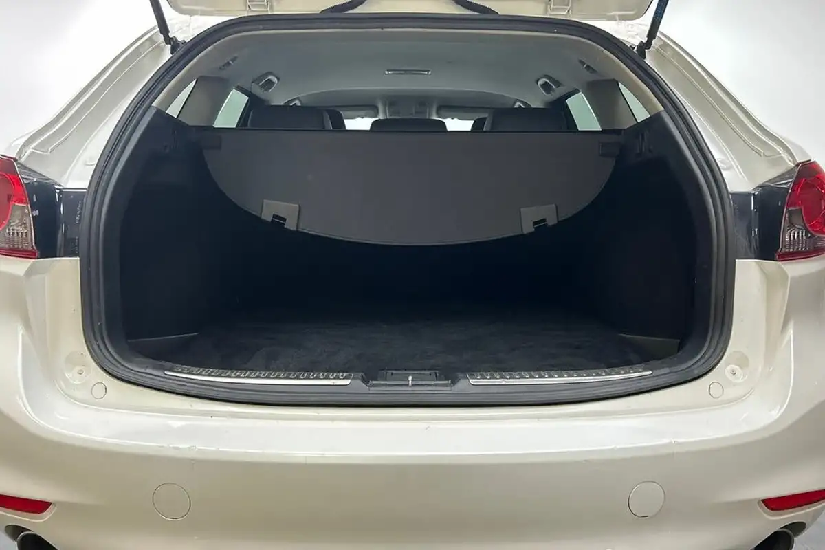 2018-mazda-mazda6-20-skyactiv-g-se-l-lux-nav-tourer-5d-big-15