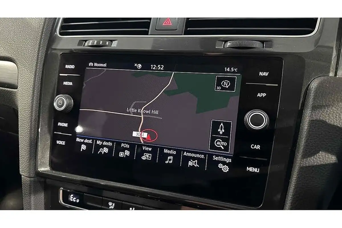 2019-volkswagen-golf-e-e-golf-big-34