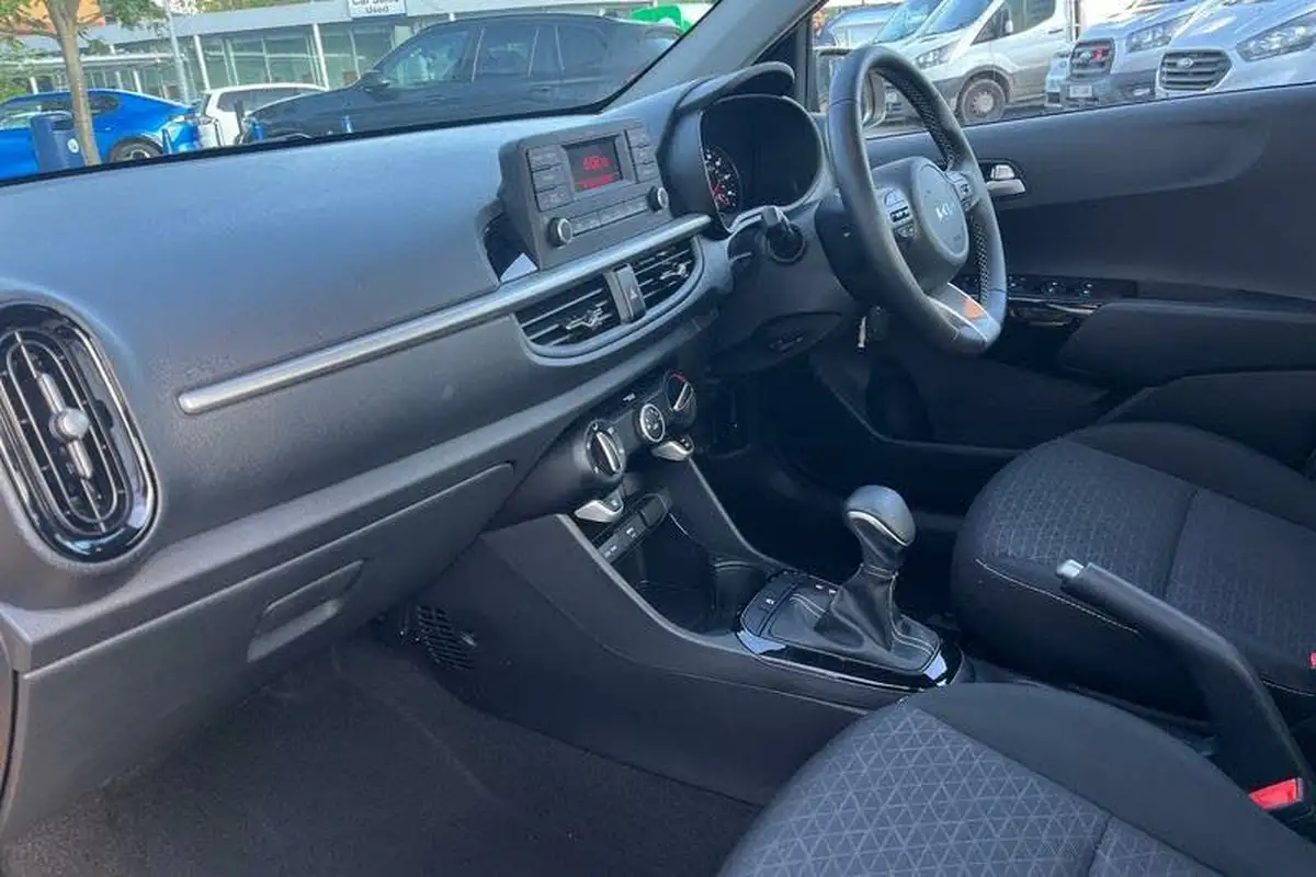2023-kia-picanto-10-2-auto-seq-big-17