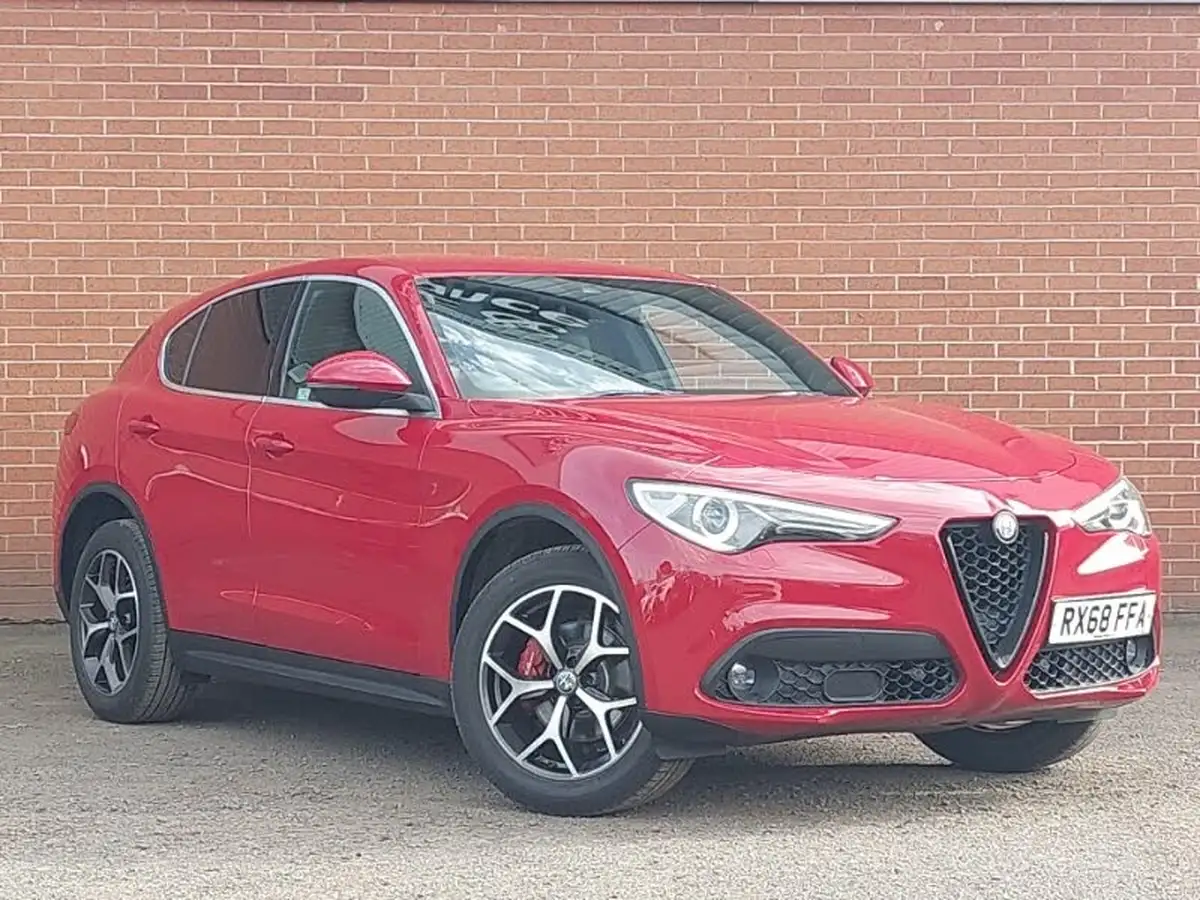2018-alfa-romeo-stelvio-22td-speciale-207bhp-big-0
