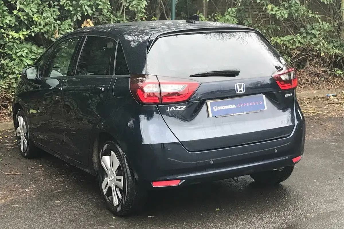 2022-honda-jazz-15-i-mmd-ex-107ps-big-3