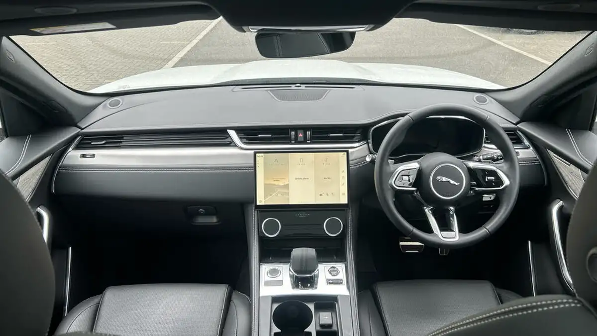 2023-jaguar-f-pace-20-p250-r-dynamic-se-black-big-8