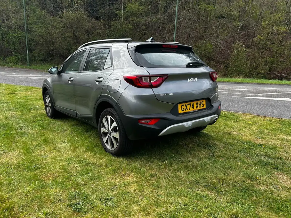 2024-kia-stonic-10-t-gdi-2-98bhp-dct-big-4