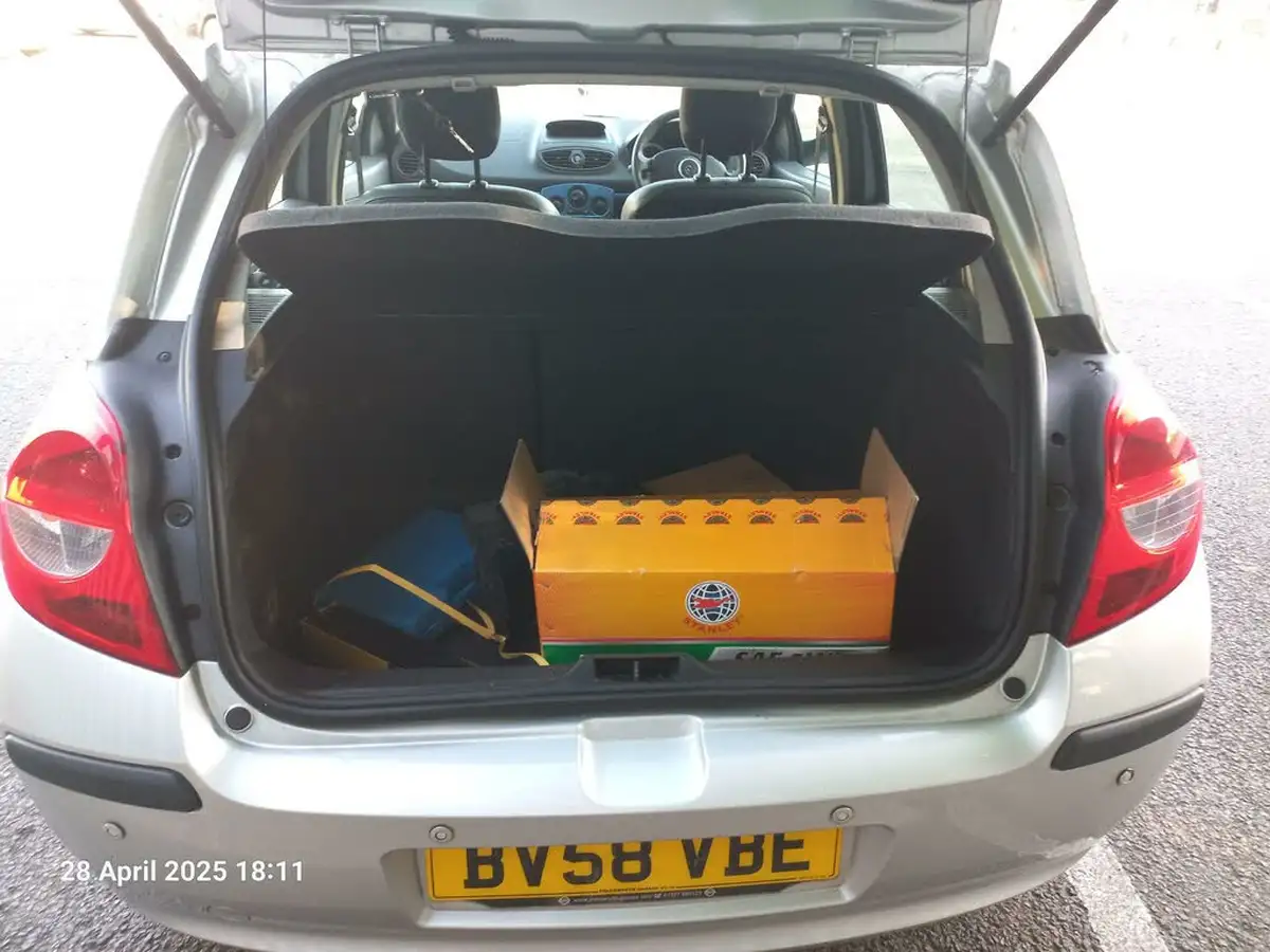 2008-renault-clio-12-expression-16v-75bhp-ac-hatchback-5d-big-17