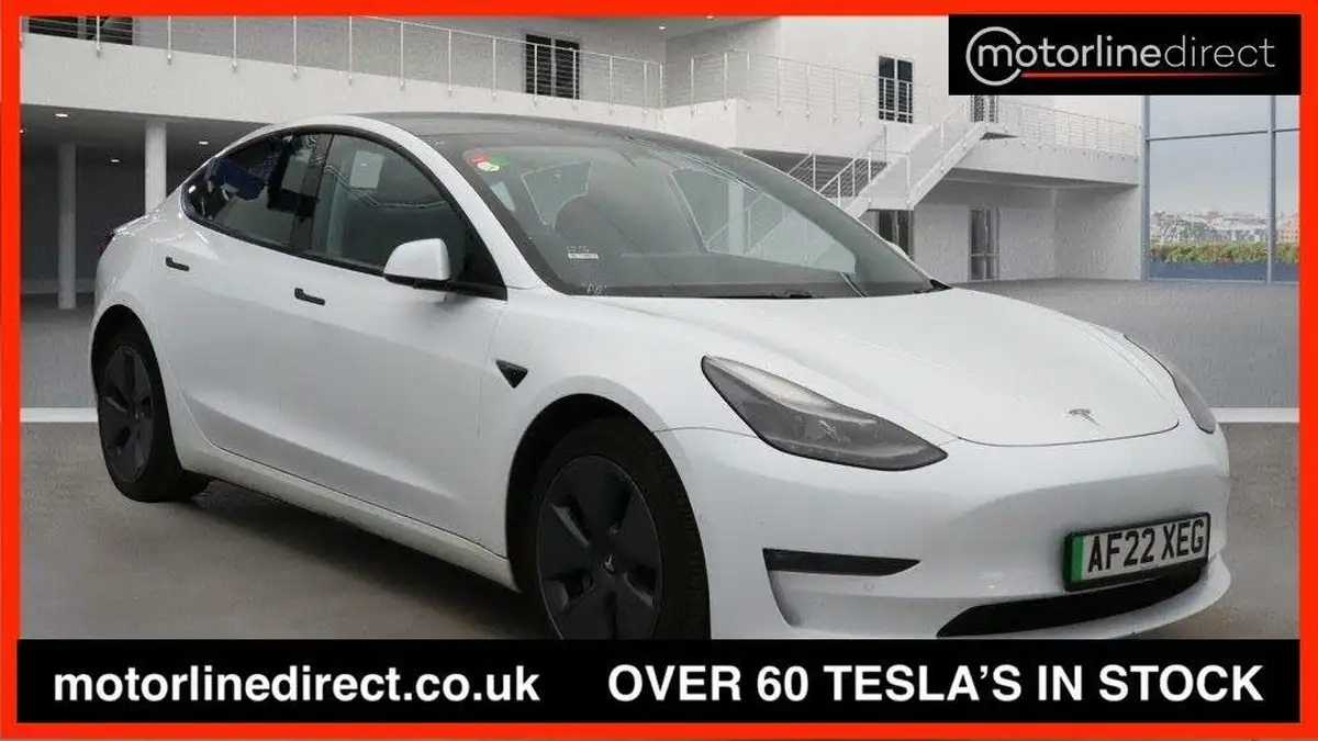2022-tesla-model-3-e-long-range-big-0