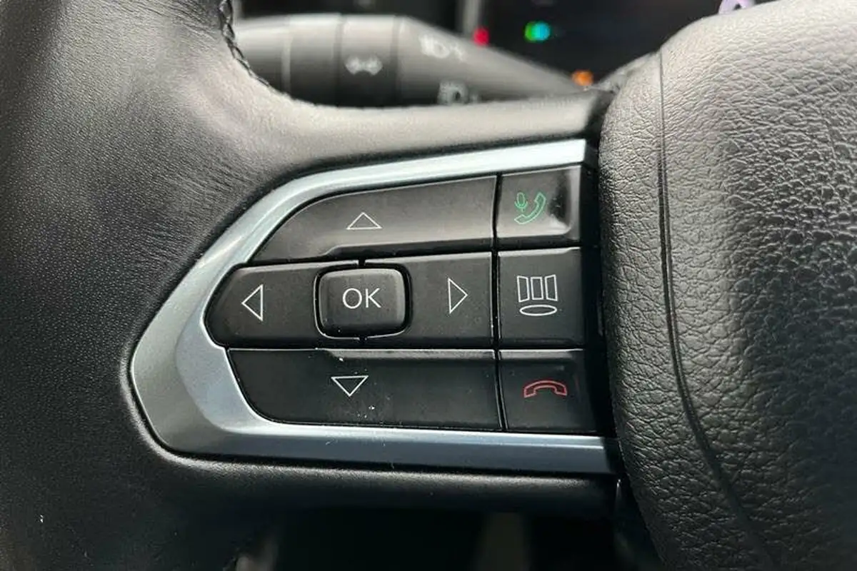 2023-jeep-compass-13-gse-s-big-31