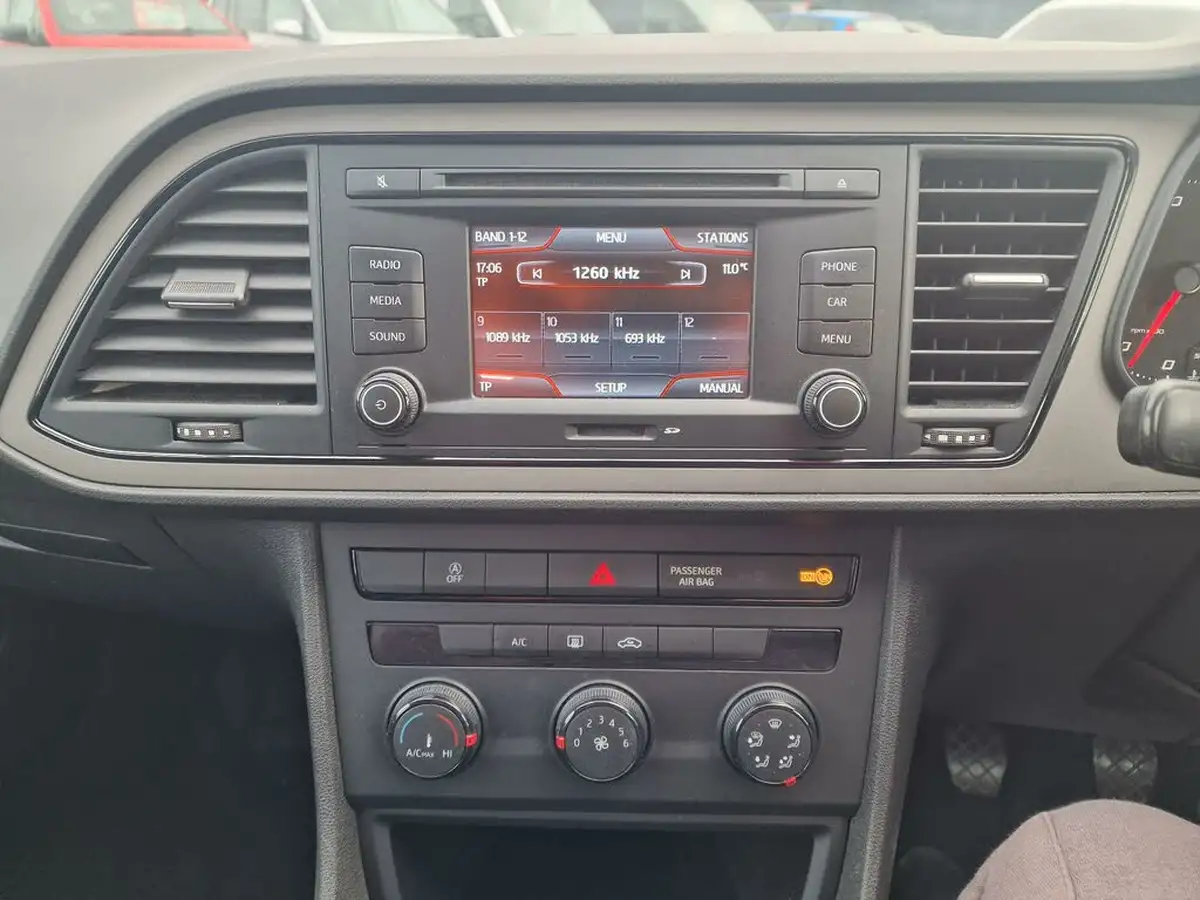 2014-seat-leon-12-105ps-ss-hatchback-5d-big-19