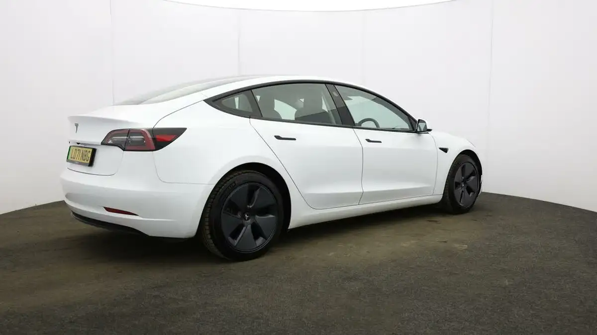 2021-tesla-model-3-e-standard-plus-big-50