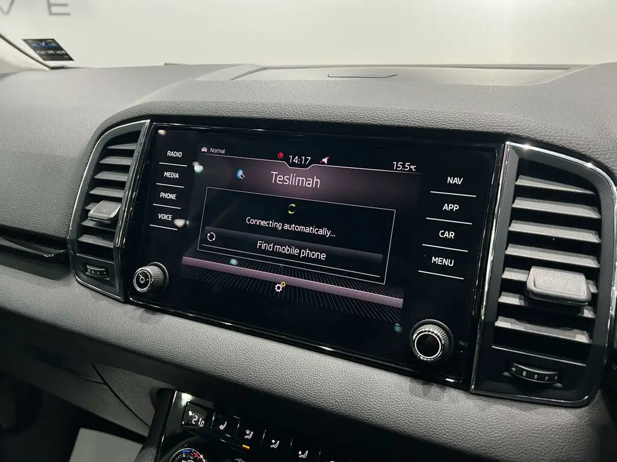 2018-skoda-karoq-16tdi-se-l-scr-1596cc-dsg-big-28