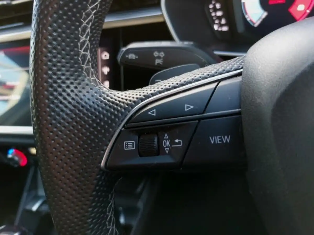 2022-audi-q3-15-35-tfsi-black-edition-codcomfort-sound-pack-station-wagon-big-12