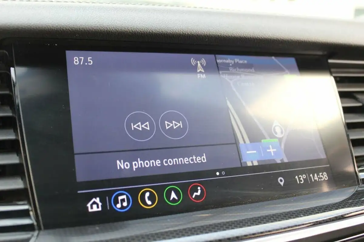 2020-vauxhall-insignia-grand-sport-15-turbo-d-sri-vx-line-nav-big-32