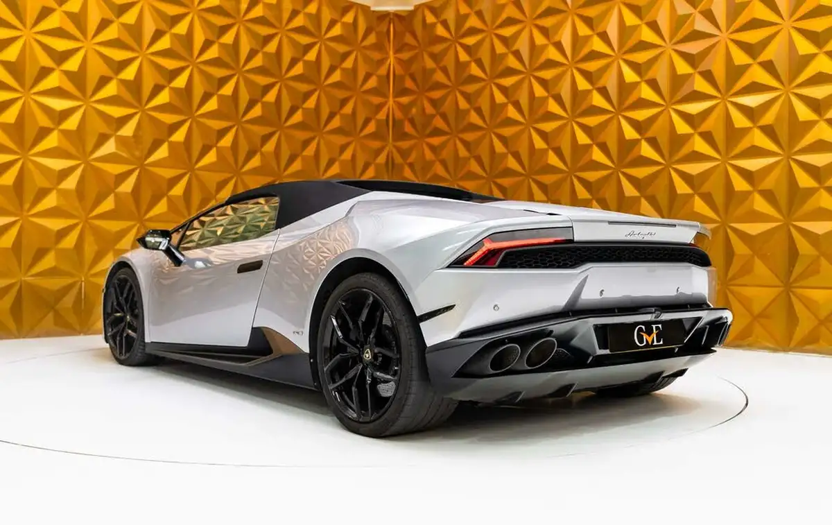 2017-lamborghini-huracan-52-lp-610-4-spyder-big-32
