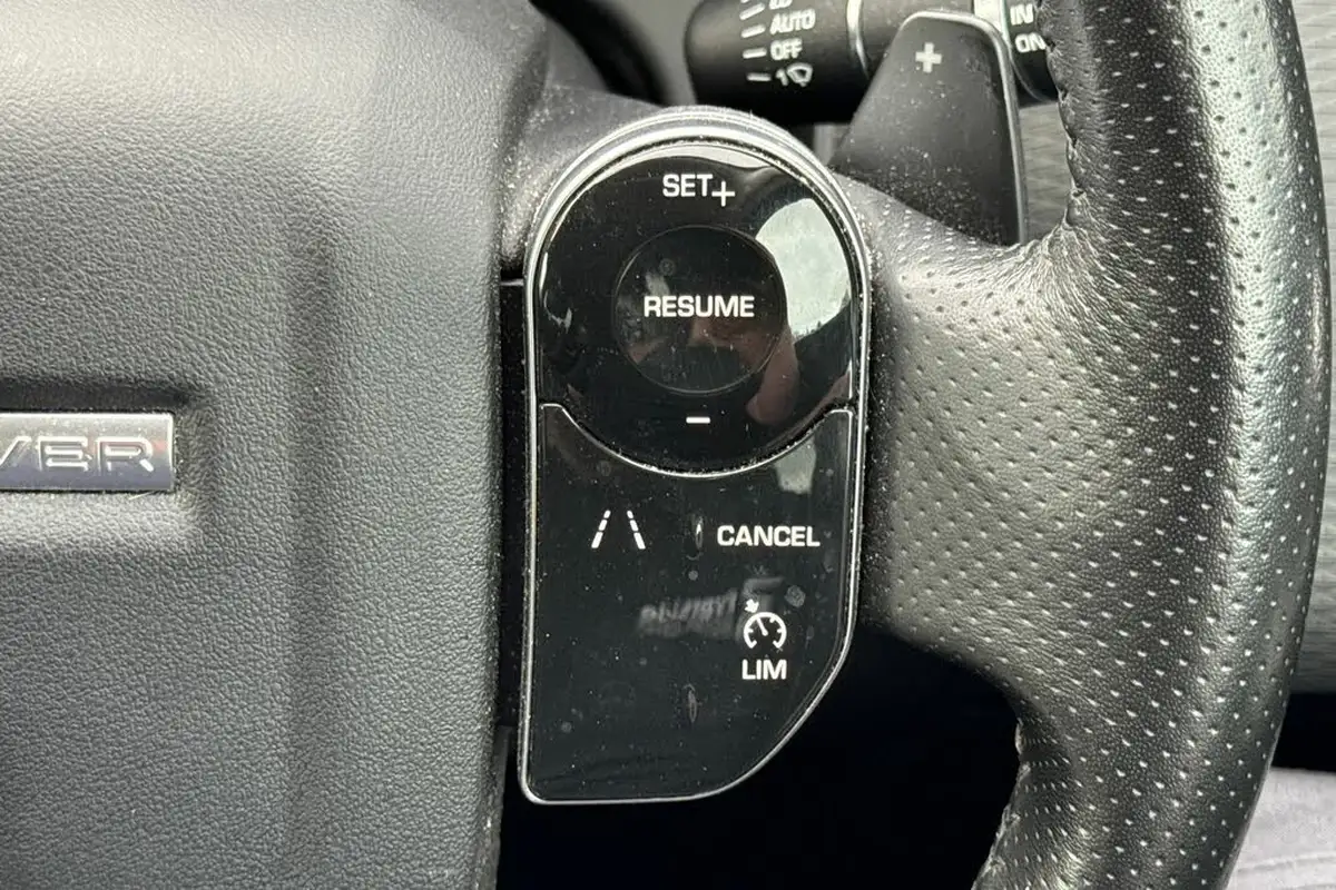 2020-land-rover-range-rover-velar-20-d180-no-trim-big-11