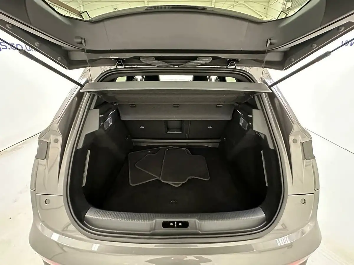 2018-ds-ds-7-crossback-16-puretech-performance-line-225ps-big-26
