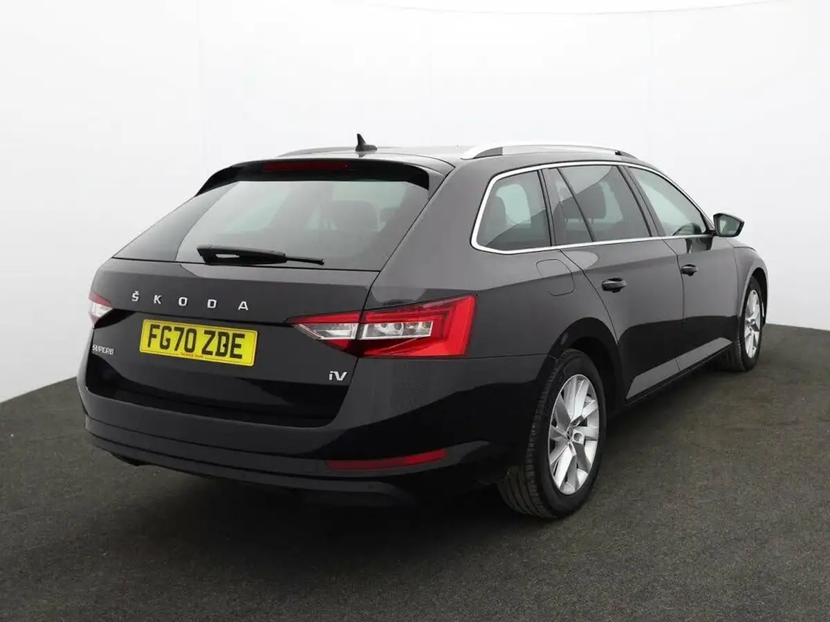 2020-skoda-superb-14-tsi-se-technology-estate-big-9