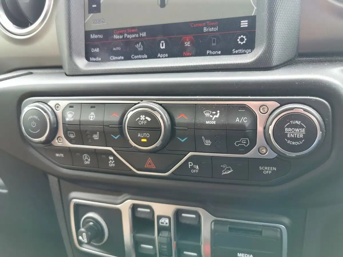 2020-jeep-wrangler-20-gme-rubicon-hard-5d-big-56
