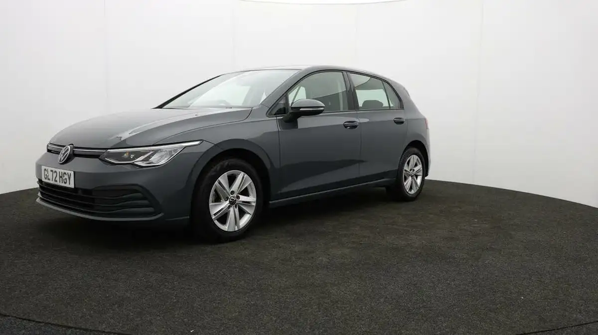 2022-volkswagen-golf-15-tsi-life-130ps-hatchback-big-2