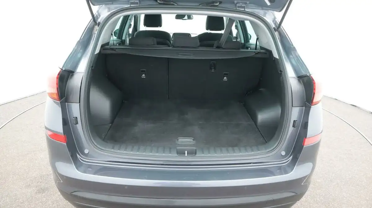 2019-hyundai-tucson-16-gdi-se-nav-big-17