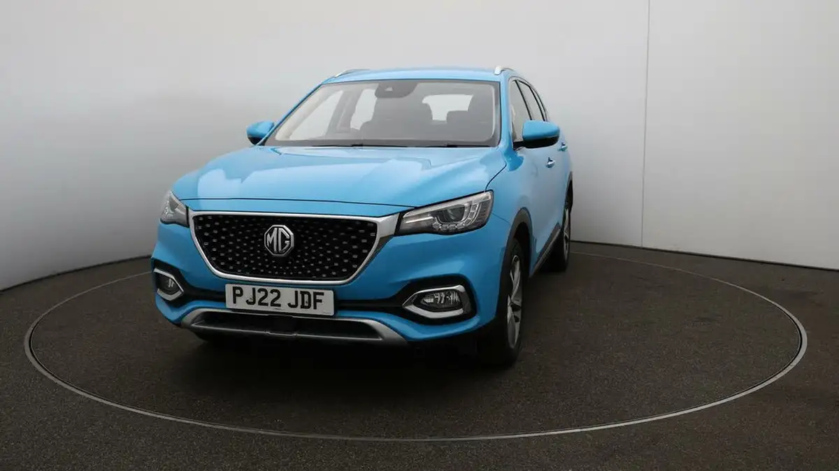2022-mg-hs-15t-gdi-excite-162ps-big-36