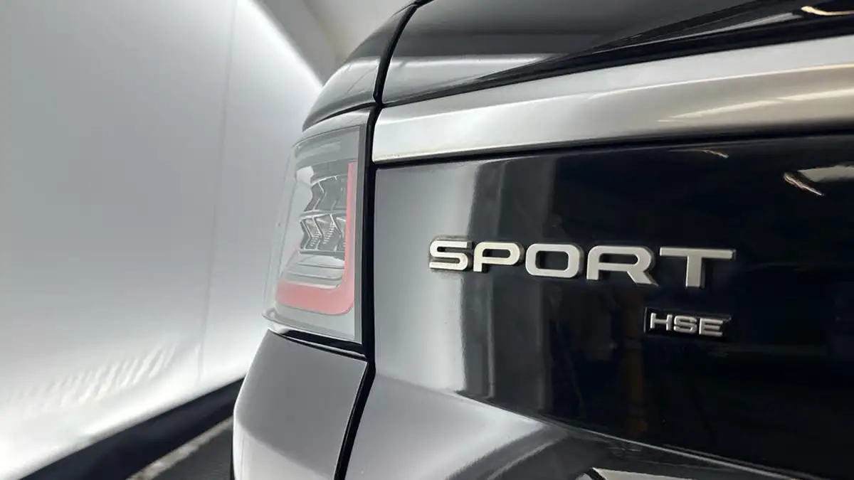 2021-land-rover-range-rover-sport-30-d300-hse-big-28