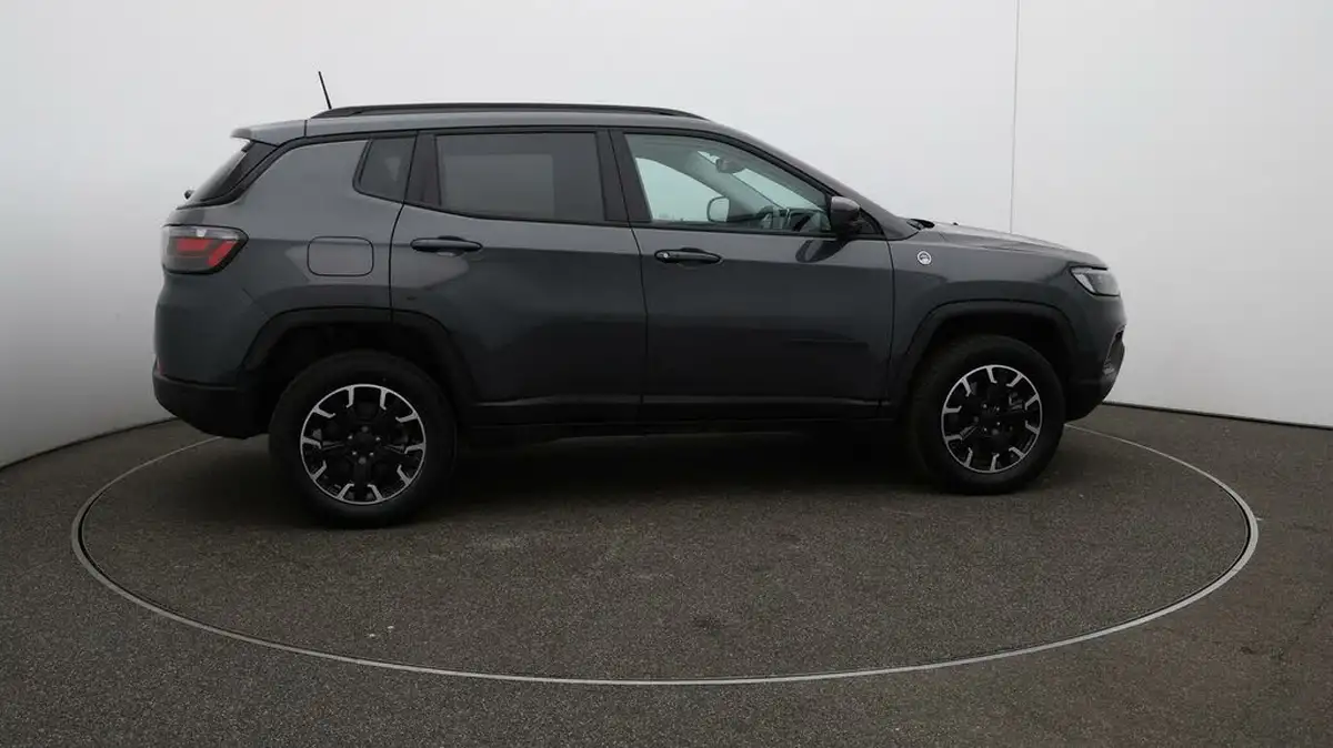 2023-jeep-compass-13-gse-trailhawk-big-45