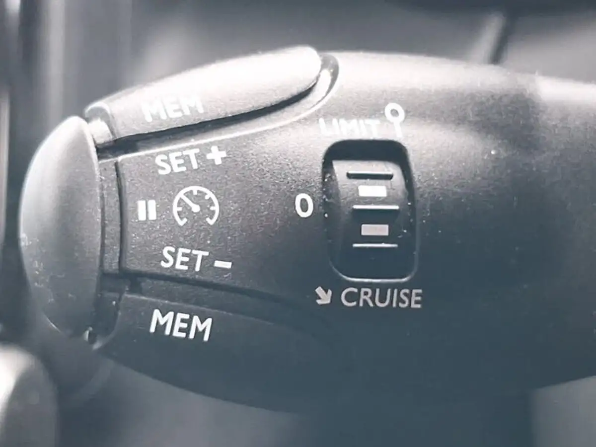 2022-citroen-c3-aircross-12-puretech-shine-110ps-big-11