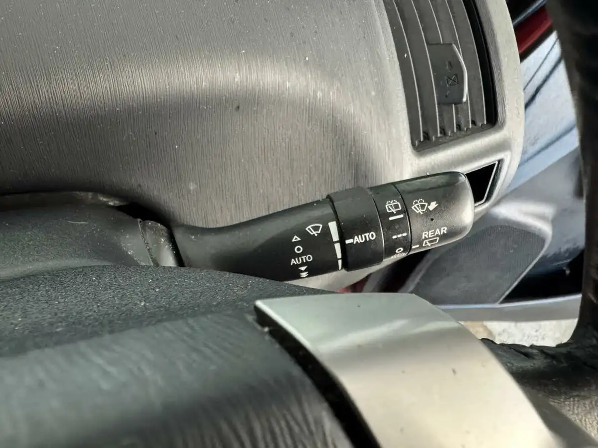2019-toyota-prius-18-vvt-i-excel-big-24