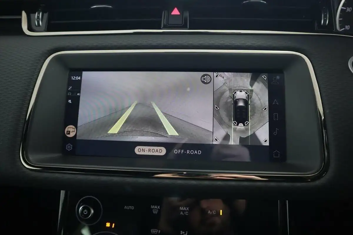 2021-land-rover-range-rover-evoque-15-p300e-r-dynamic-s-big-49