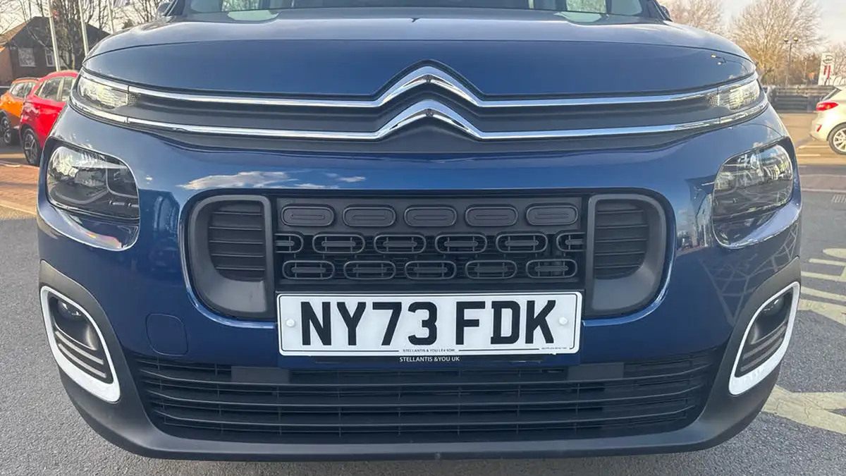 2024-citroen-berlingo-15-bluehdi-feel-m-size-ss-100pseu6d-big-44