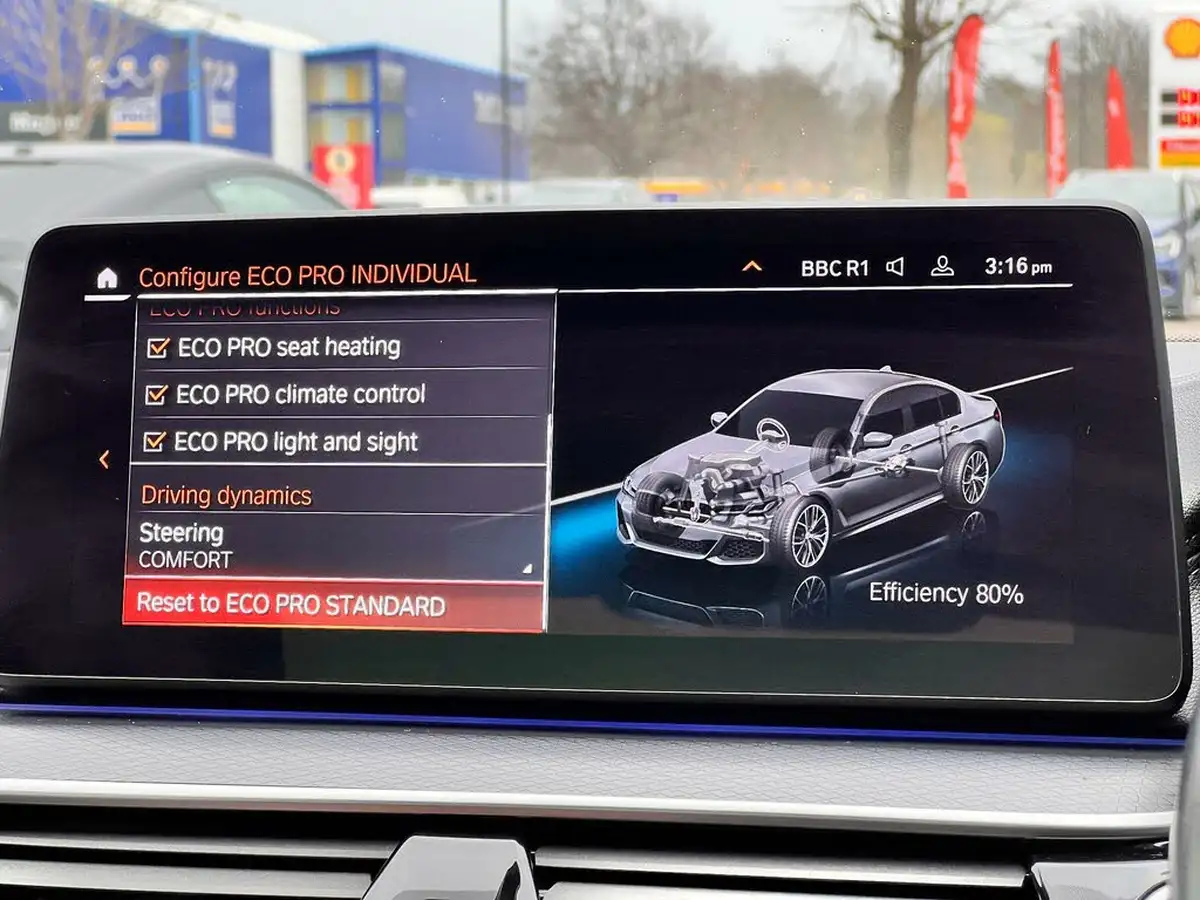 2022-bmw-5-series-20td-520d-xdrive-m-sport-mht-saloon-4d-big-46