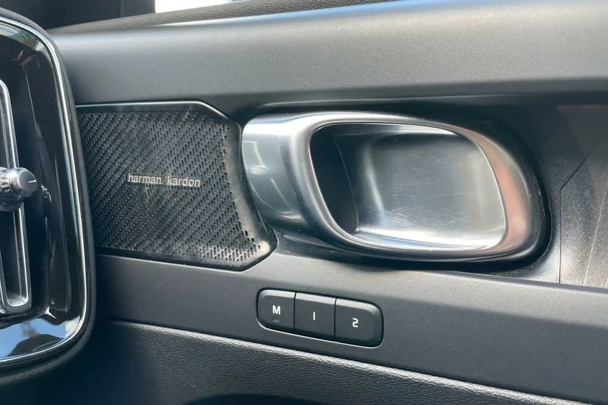 2022-volvo-c40-e-twin-recharge-pro-big-42