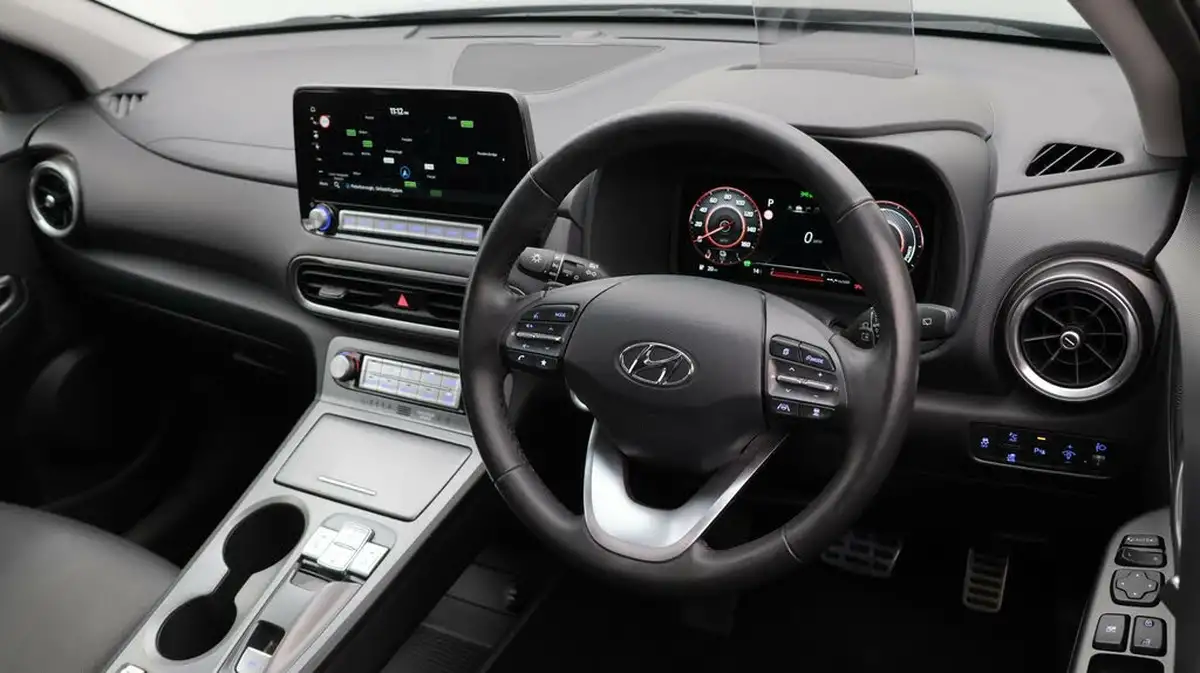 2022-hyundai-kona-e-ultimate-big-9