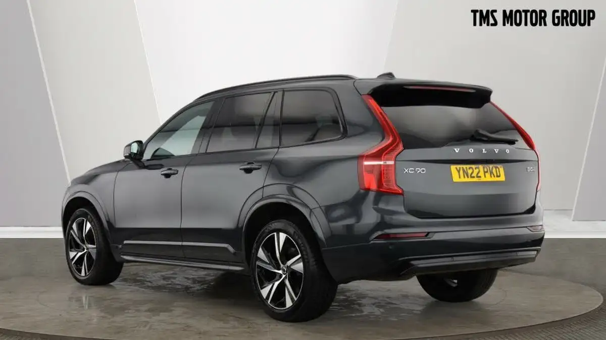 2022-volvo-xc90-20td-b5-r-design-big-2