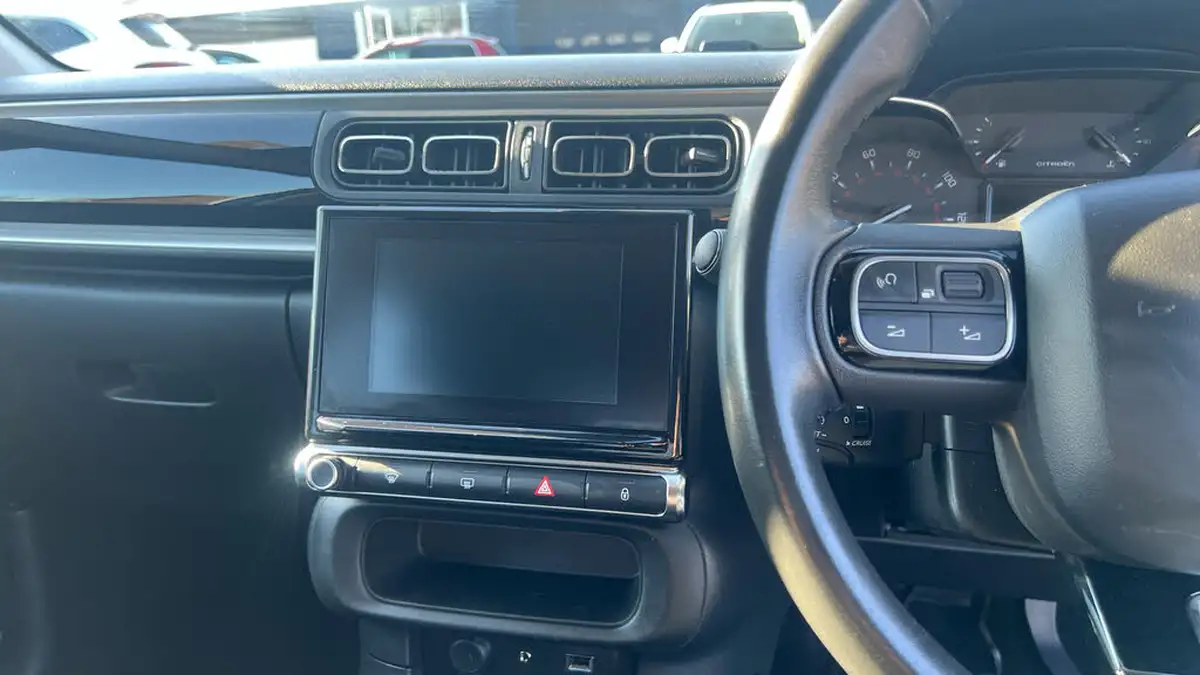2018-citroen-c3-12-puretech-flair-82ps-big-9