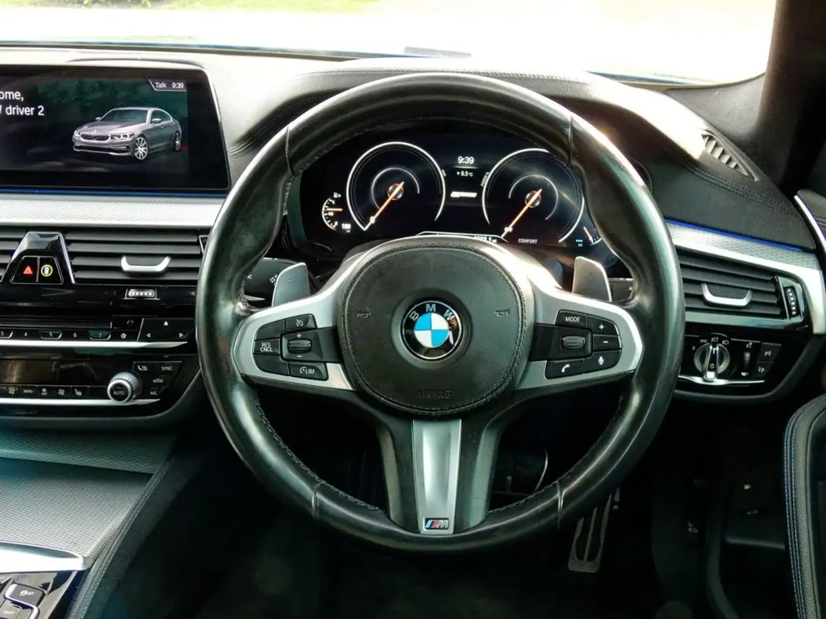 2018-bmw-5-series-20-530e-m-sport-big-32