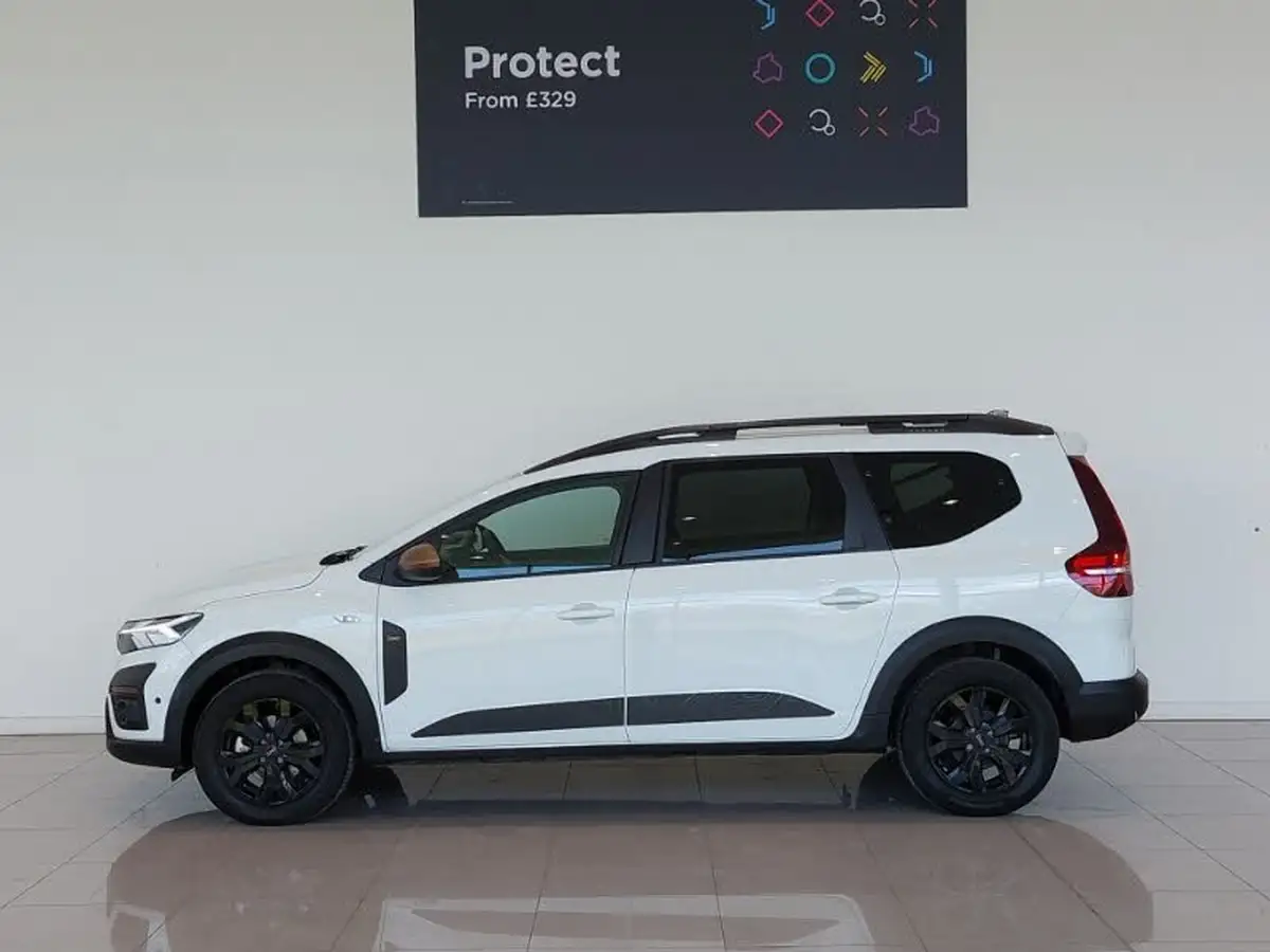 2024-dacia-jogger-16-tce-extreme-big-3