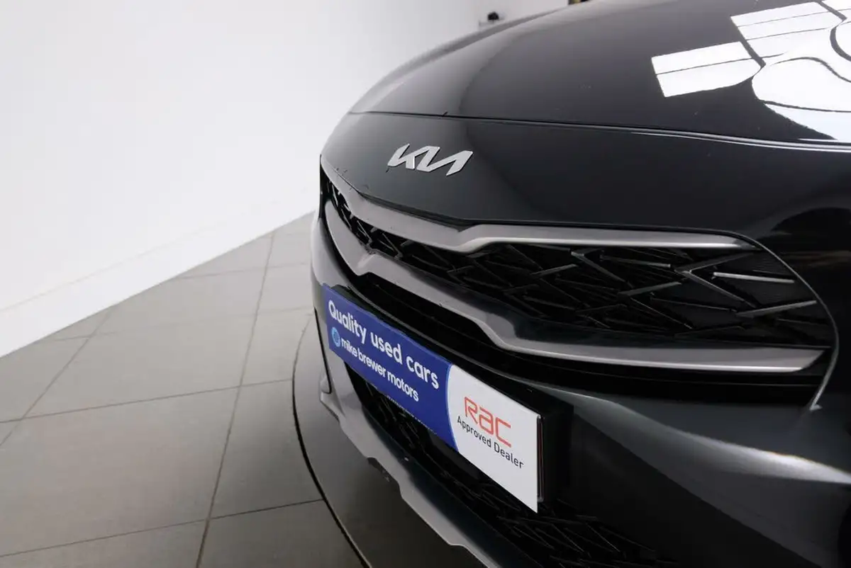 2024-kia-xceed-15-t-gdi-gt-line-138bhp-dct-big-38