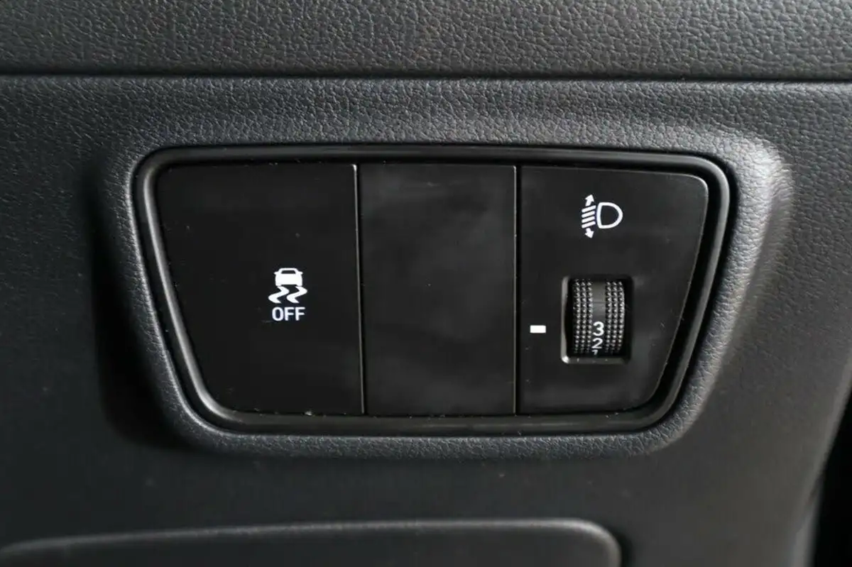 2022-hyundai-tucson-16-t-gdi-n-line-150ps-48-volt-mhev-dct-big-28