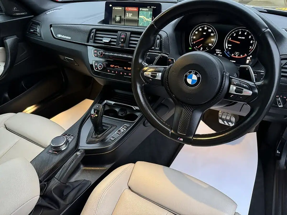 2017-bmw-1-series-30-m140i-shadow-edition-3d-sport-auto-big-35