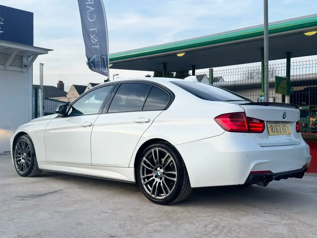 2013-bmw-3-series-20-328i-m-sport-ss-saloon-4d-big-20