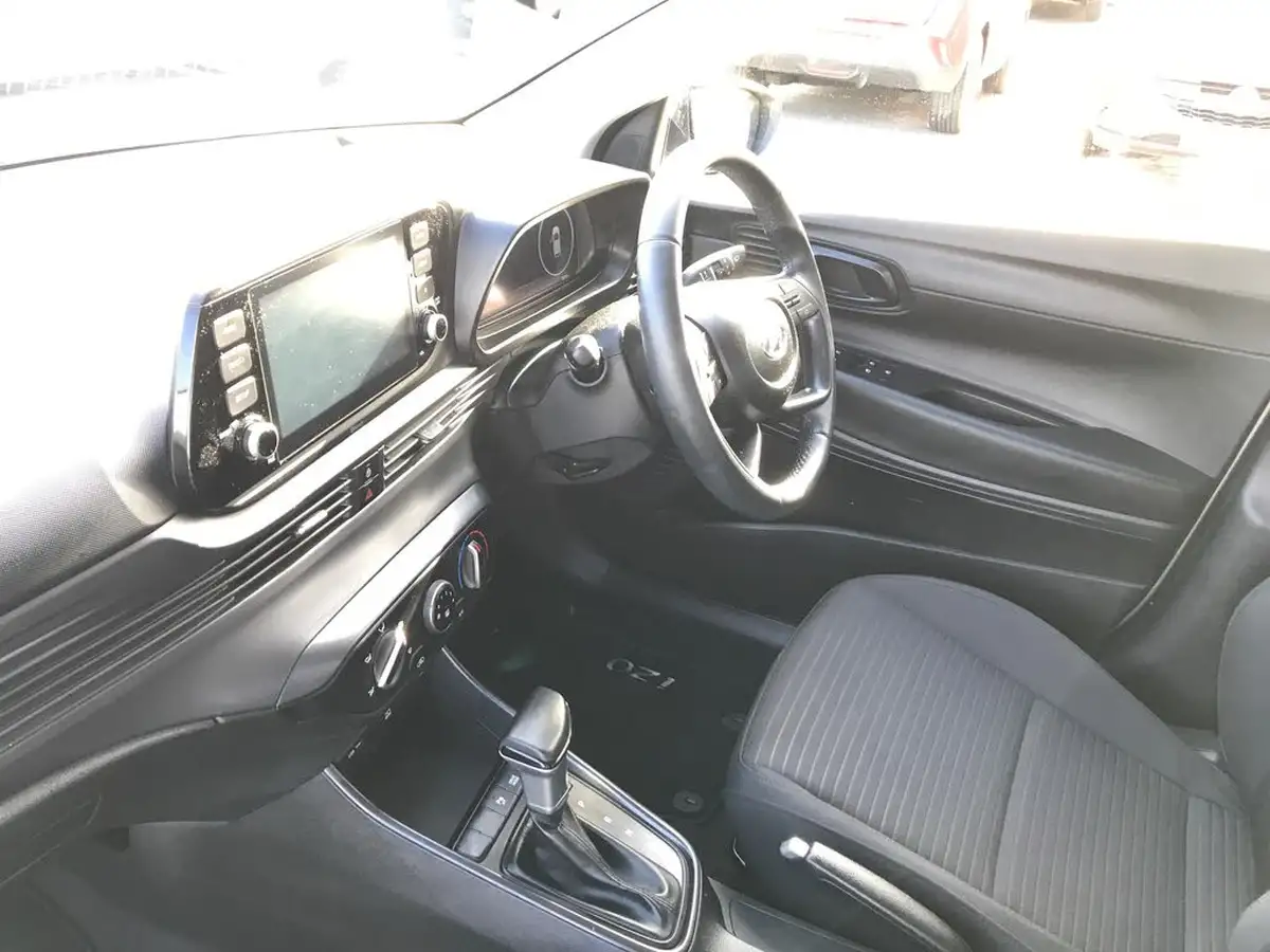 2022-hyundai-i20-10-t-gdi-se-connect-dct-big-4