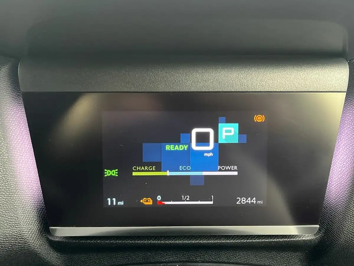 2022-citroen-c4-e-shine-plus-big-24