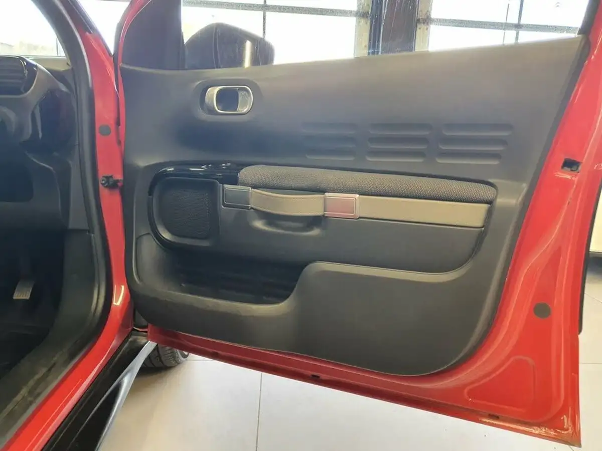 2016-citroen-c4-cactus-12-puretech-feel-110ps-ss-big-20