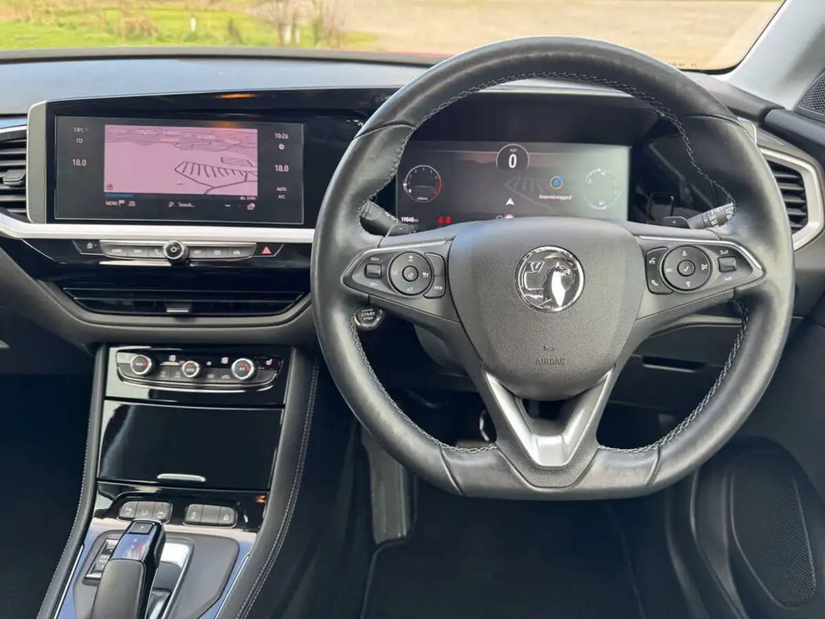 2022-vauxhall-grandland-12-ultimate-auto-big-35