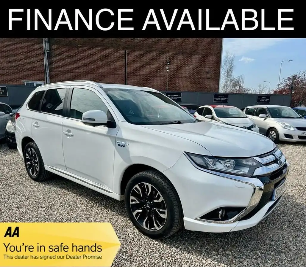 2016-mitsubishi-outlander-20-gx4h-phev-big-0