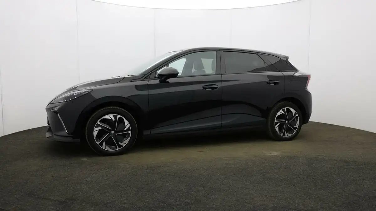 2022-mg-mg4-e-trophy-ev-big-33
