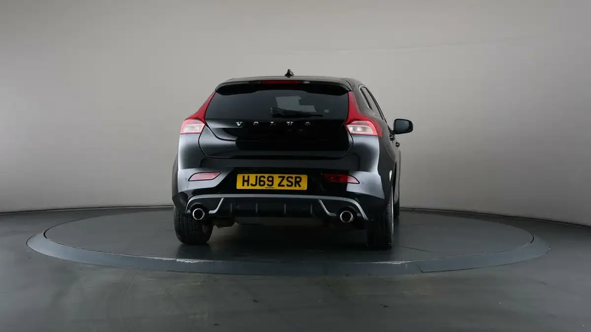 2019-volvo-v40-20td-d2-r-design-geartronic-big-68